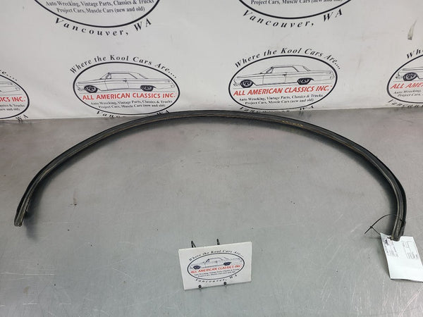 200306 Chevy SSR Rear Roof Panel Weather Stripping  OEM0