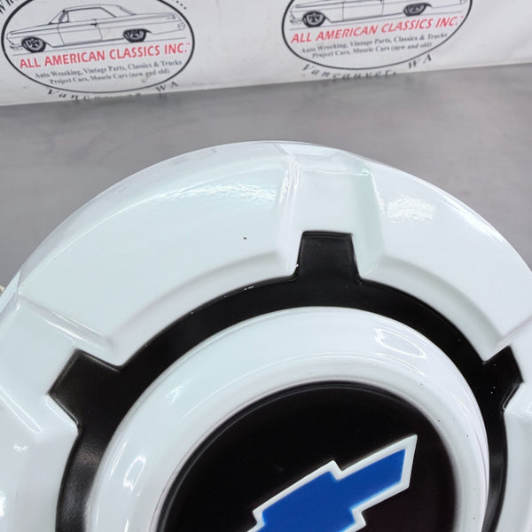 NOS 1969-72 Chevy C10 1/2 Ton Truck Dog Dish Center Cap / Hubcap , 10.5" 394506812