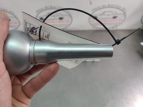 200306 Chevy SSR Automatic Transmission Shifter Knob Assembly, Silver  OEM9