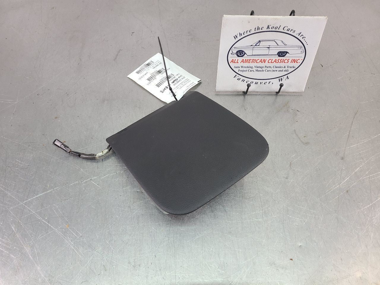 200306 Chevy SSR Front Dash Cubby Compartment / Ashtray w/ Lighter  OEM0