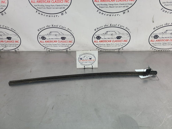 2003-06 Chevy SSR Passengers Side RH Door Felt Moulding, Black - OEM0
