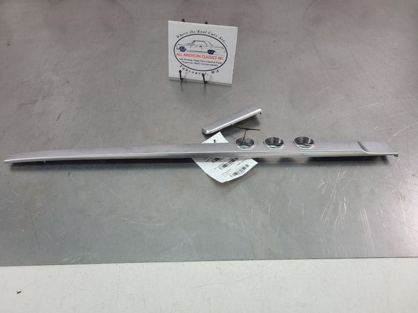 2003-06 Chevy SSR Front Dash Spear Trim 2-Piece Set, Silver - OEM0