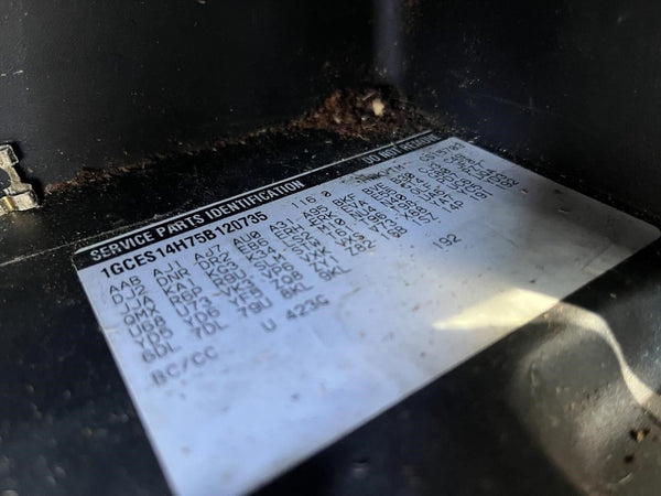 2005 Chevy SSR Manual Transmission Front Console Shifter Bezel Trim - OEM15