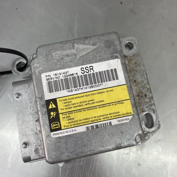 2003-06 Chevy SSR SRS Bag Control Module 15131437 - OEM1