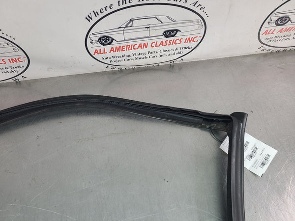 200306 Chevy SSR Front Windshield Weather Stripping  OEM5