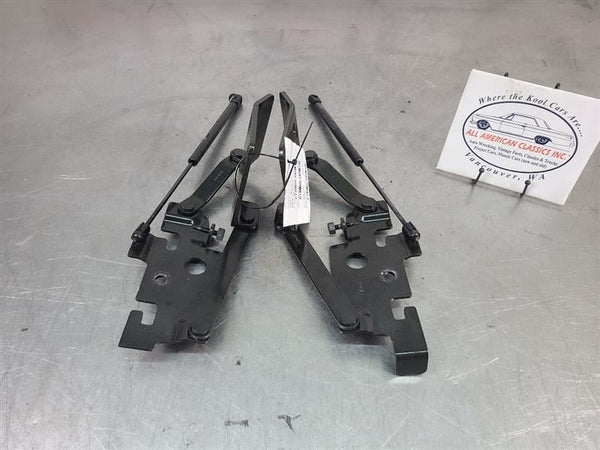 2003-06 Chevy SSR Tonneau Cover Hinge Pair, LH/RH - OEM0