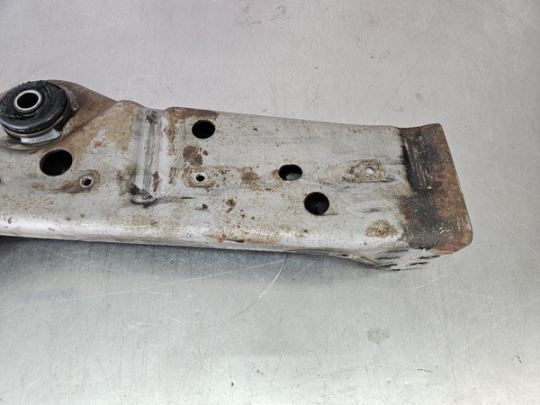 2003 Hummer H2 Front Differential Carrier Crossmember Xmember - OEM3