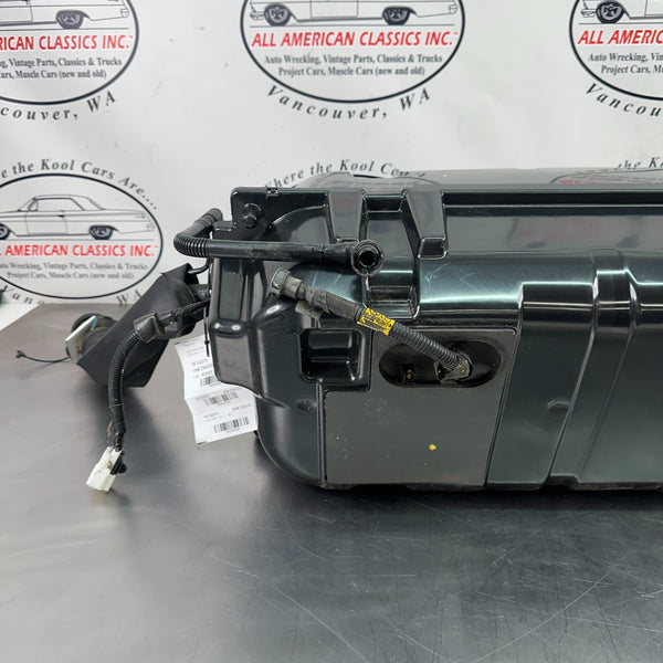 200406 Pontiac GTO Factory Fuel Gas Tank Assembly w/Filler Neck  OEM9