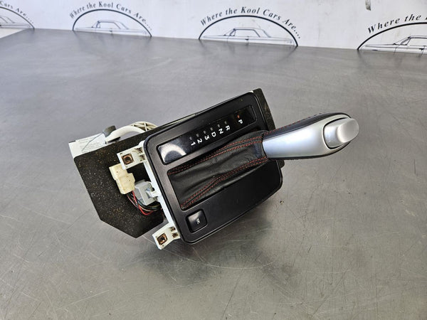2004-06 GTO Automatic Transmission Shifter Assembly w/ Handle, Knob, Bezel - OEM0