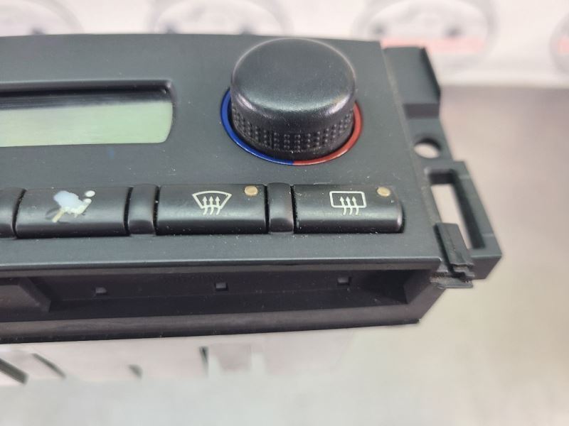 05-13 C6 Corvette AC Temperature Automatic Climate Control Switch Pane