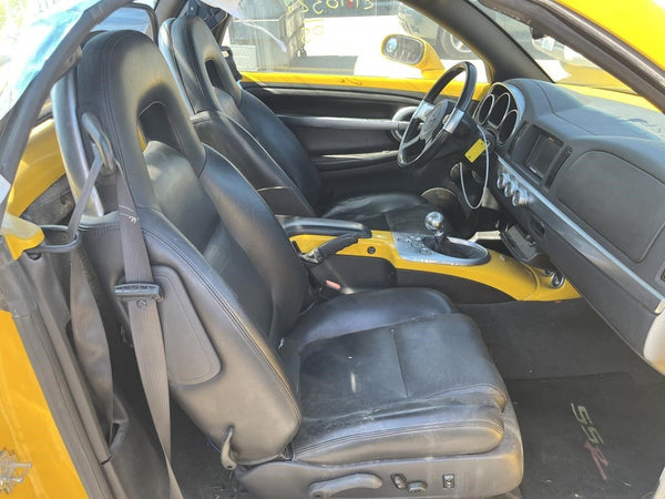 200306 Chevy SSR Passengers Side RH Exterior APillar Moulding Trim, Yellow17