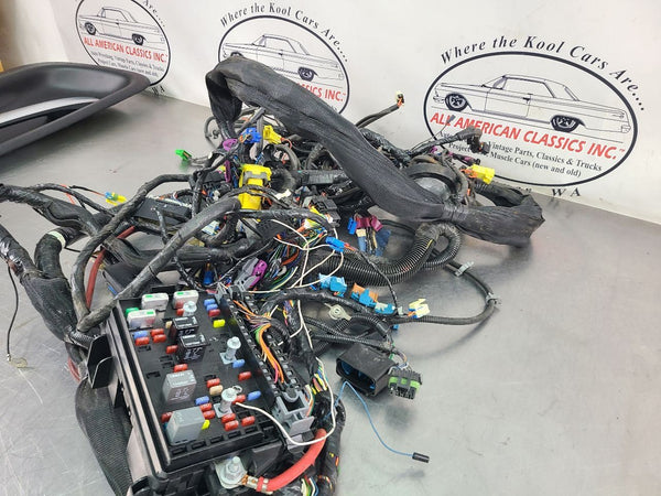 2003 Chevy SSR 5.3L, 4L60E Dash / Interior Cabin Wiring Harness Assembly  OEM7