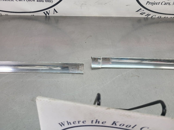 1966-67 Malibu 2 Door Hardtop A-Body Front Windshield Moulding - OEM GM4