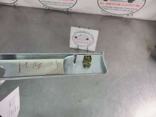 200306 Chevy SSR Front Center Dash Silver Strip Trim Bezel  OEM7