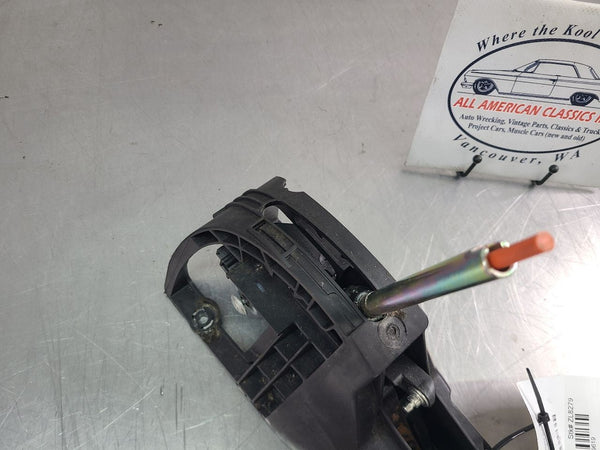 200306 Chevy SSR Bare Transmission Shifter Box Assembly  OEM2