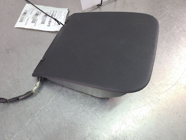 200306 Chevy SSR Front Dash Cubby Compartment / Ashtray w/ Lighter  OEM1