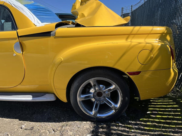 200306 Chevy SSR Exterior Fuel Filler Door Assembly, Yellow  OEM16