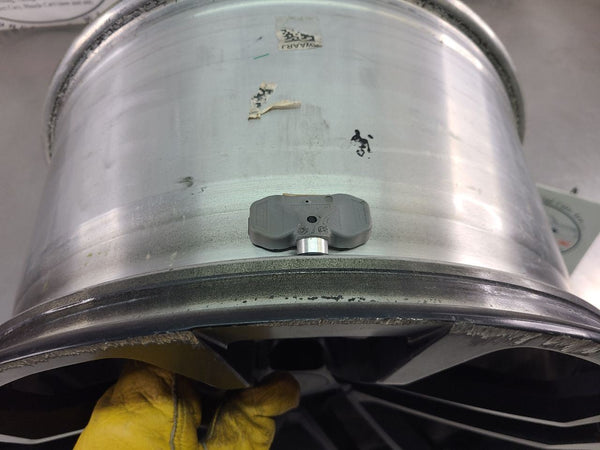 2012-15 Camaro 1LE LH Rear 20x11 Wheel, Opt. RSK, Curb Rash - OEM  15