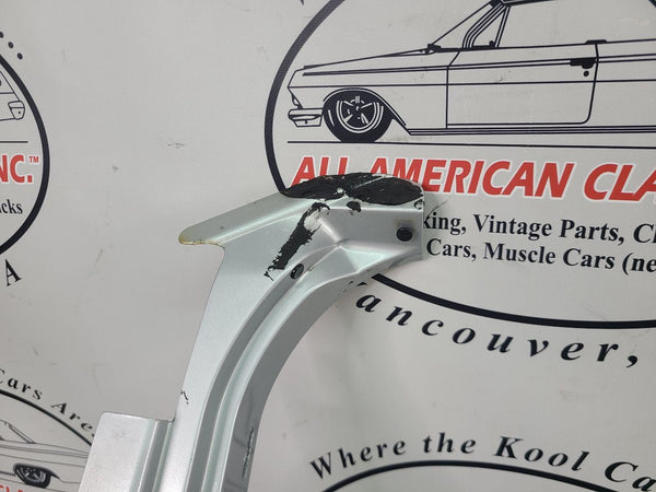 1997-04 C5 Corvette Left Side Rocker Aperture Panel Moulding, Sebring Silver10