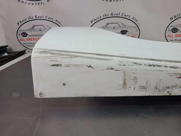 1997-04 C5 Corvette Right Side Rocker Aperture Panel Moulding, Speedway White17