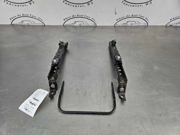 1997-04 C5 Corvette FRC / Z06 Manual Seat Track Slider Rail Set, Right Passenger0