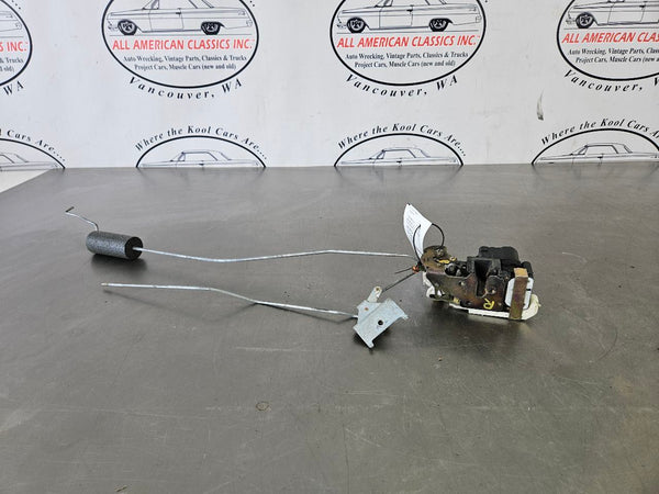 2003-06 Chevy SSR Door Latch Lock Actuator w/ Rods, Right Passenger Side RH  OEM0