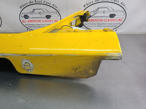2005 C6 Corvette Left Side Rocker / Aperture Panel Moulding, Millennium Yellow17