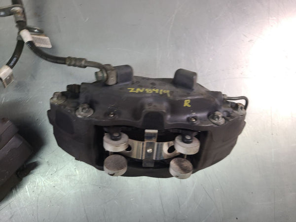 2010-15 Camaro Brake Caliper / Bracket Front Pair, Left / Right, 25k Miles - OEM9
