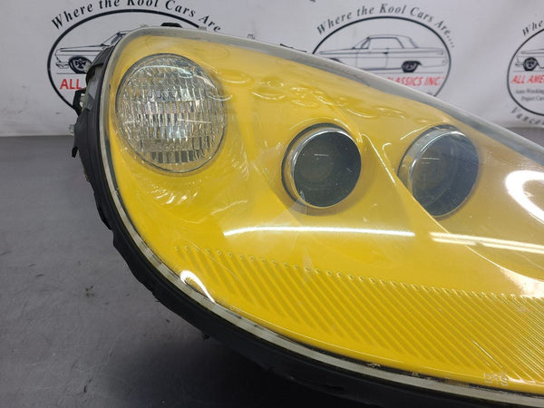2005 C6 Corvette Right Passenger Side Headlight Assembly, Millennium Yellow, 79U10