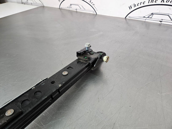 1997-04 C5 Corvette FRC / Z06 Manual Seat Track Slider Rail Set, Right Passenger2