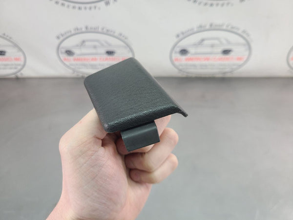 2002-05 Ford Thunderbird Seat Belt Retractor Cover Trim, Right Passenger Side RH1