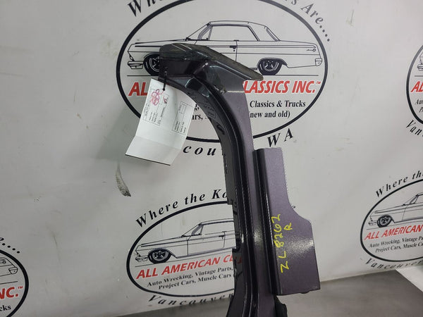 1997-04 C5 Corvette Right Side Rocker Aperture Panel Moulding, Purple Pearl 95U13