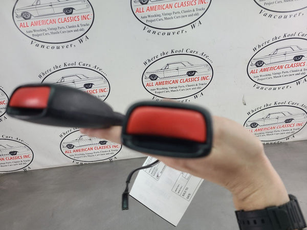 1997-04 C5 Corvette Seat Belt Buckle Pair, LH/RH, Left, Right, Black - OEM4