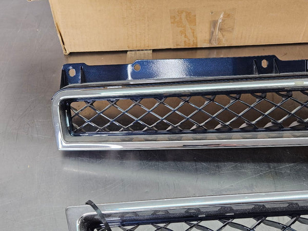 2007 Chevy Tahoe, Avalanche, Suburban NOS Upper / Lower Grille Kit, #191562781