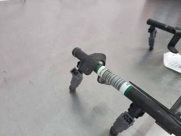 1999-04 C5 Corvette Factory Engine Fuel Rail Assembly w/ Injectors, Tested - OEM2