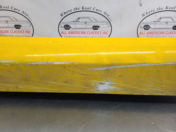 2005 C6 Corvette Right Side Rocker / Aperture Panel Moulding, Millennium Yellow15