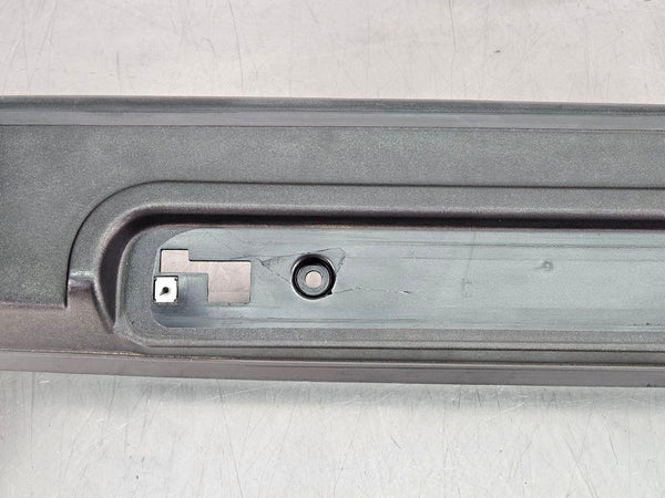 2003-09 Hummer H2 High Mounted Center 3rd Brake Light Plastic Housing Trim6
