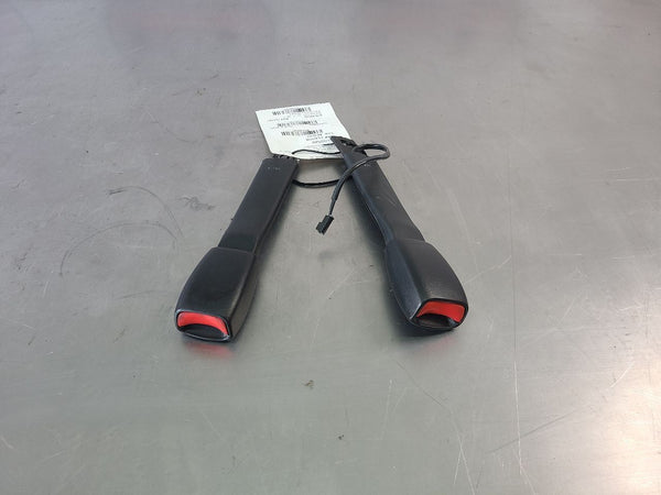 2000-04 C5 Corvette Seat Belt Buckle Pair, Black, LH / RH - OEM0