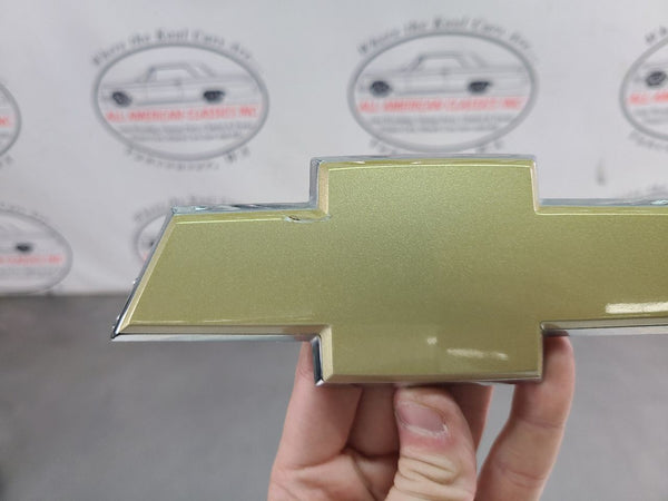 2003-06 Chevy SSR Rear Tailgate Bowtie Emblem Badge Ornament - OEM2