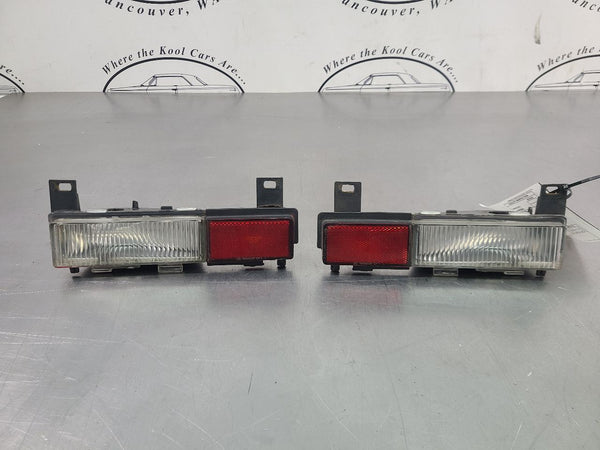 1984-87 C4 Corvette Rear Corner Marker Light Pair, Left / Right, LH/RH - OEM0