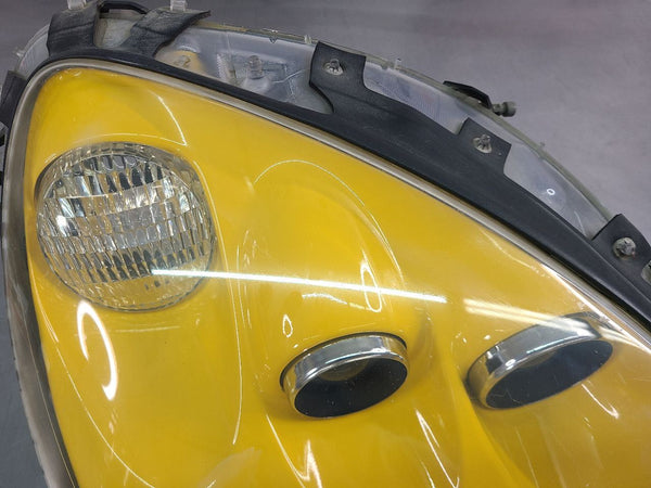 2005 C6 Corvette Right Passenger Side Headlight Assembly, Millennium Yellow, 79U7