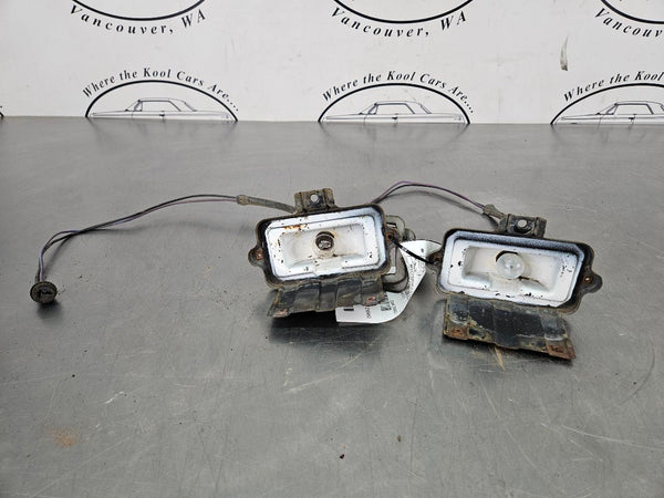 1970 Chevrolet Impala Front  Lower Park Light Lamp Pair, Left / Right, No Lenses0