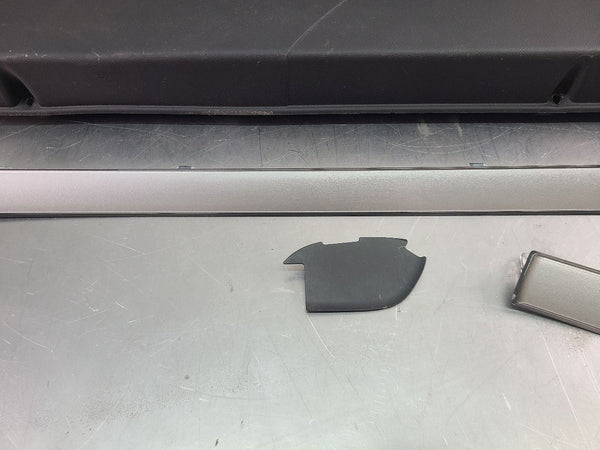 2010-15 Camaro SS Silver Door Trim Panel Pair w/ Ambient Lighting - OEM18