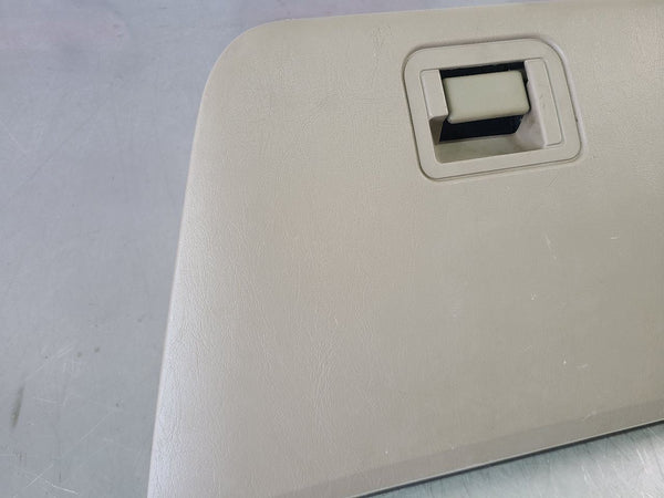 2005-07 Ford F250 Passenger Side Dash Glovebox Compartment Door Assembly, Tan2