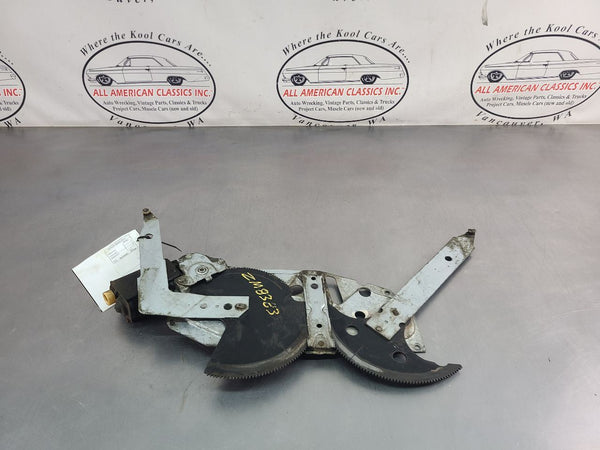 1973-91 Chevy Suburban Rear Power Tailgate Window Regulator Assembly w/ Motor0