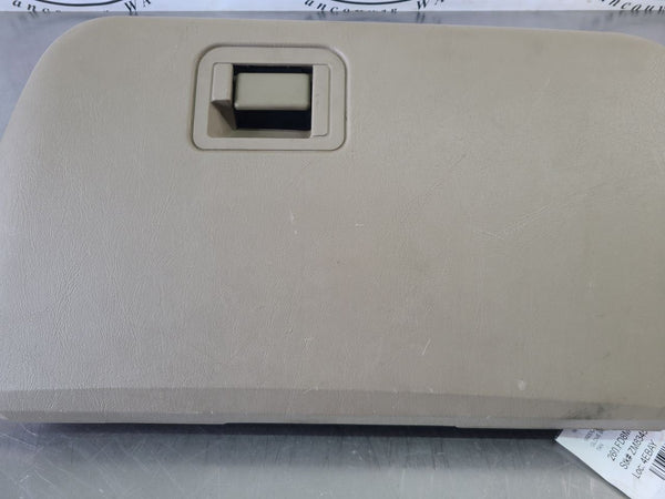 2005-07 Ford F250 Passenger Side Dash Glovebox Compartment Door Assembly, Tan7