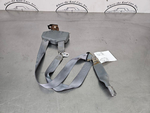 1981-91 Chevy Suburban Gray 2nd Row Seat Belt Retractor w/ Buckle, Right Side RH0