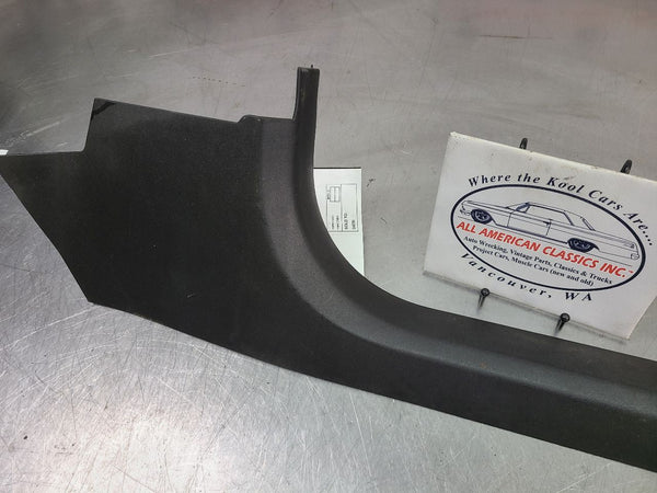 2004-09 Cadillac XLR Right Passenger Side Door Sill / Scuff Panel Trim, Black2