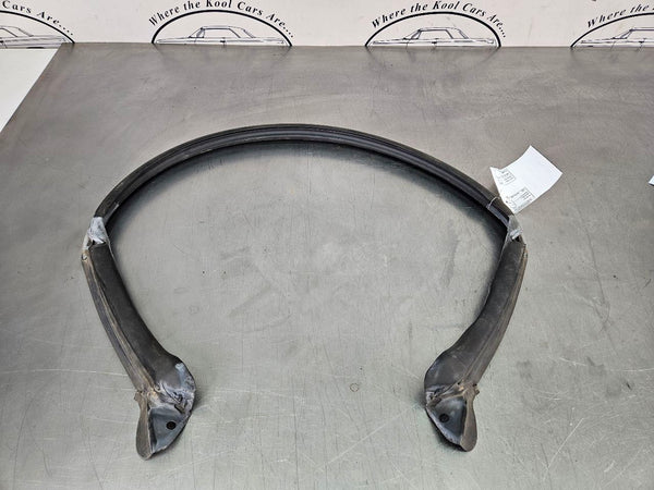 2005-13 C6 Corvette B-Pillar / Rear Roof Weatherstripping Rubber - OEM GM0