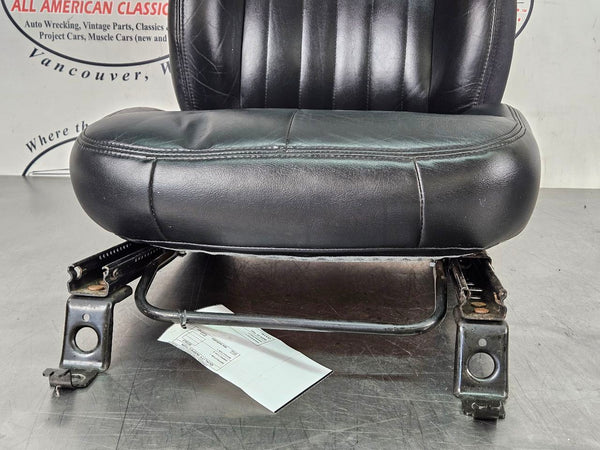 1997-04 C5 Corvette Front Seat, Passenger Side, Factory w/ Seat Track, Black 6